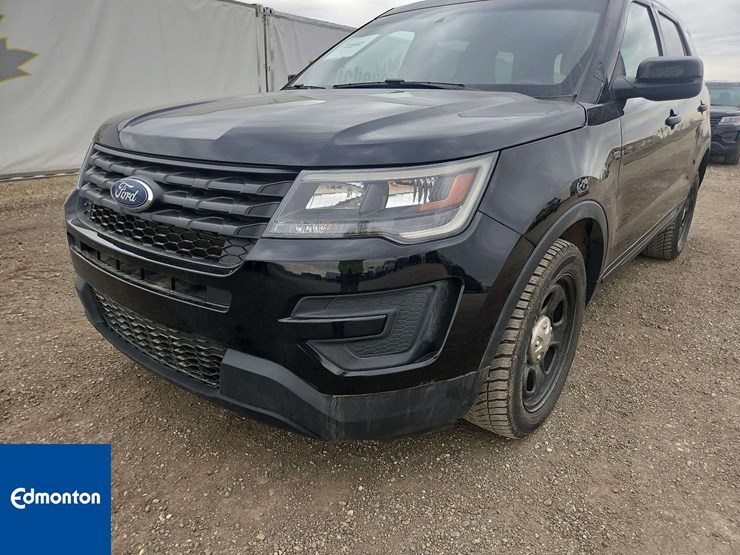 2018-ford-explorer-image-12