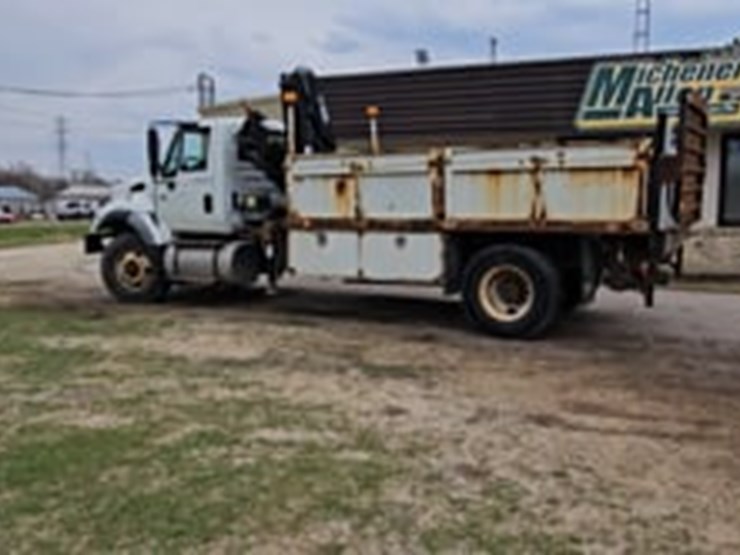 international-workstar-7400-image-5