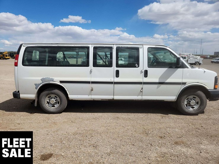 2007-chevrolet-express-3500-image-8