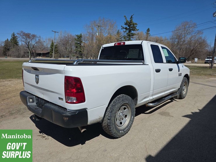 2013-dodge-1500-image-3