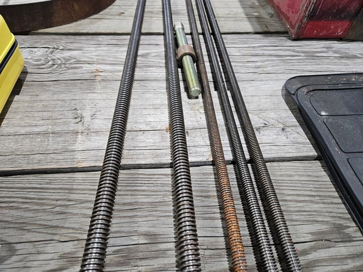 #6263-•-assorted-threaded-metal-rods-image-4