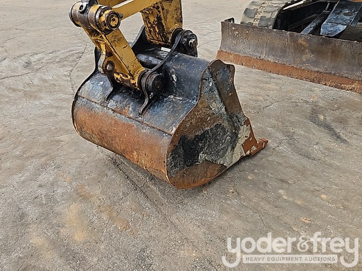 2020-caterpillar-308-image-9