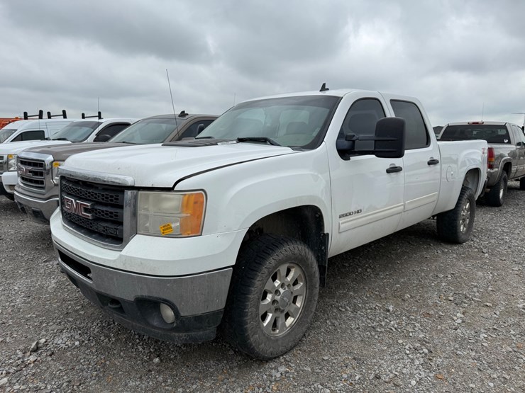 2015-gmc-2500hd-image-1