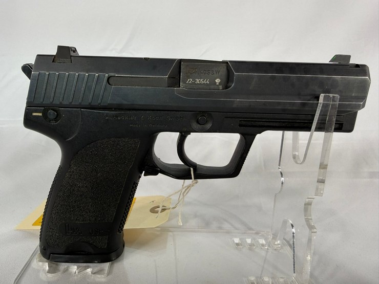 #5-•-heckler-&-koch-usp-40-s&w-pistol-22-30544-image-10