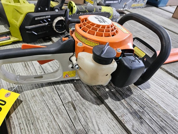#6245-•-stihl-hs45-hedge-trimmer-image-5