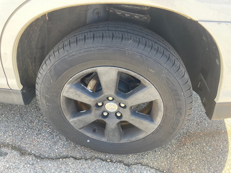 2004-lexus-rx330-image-24