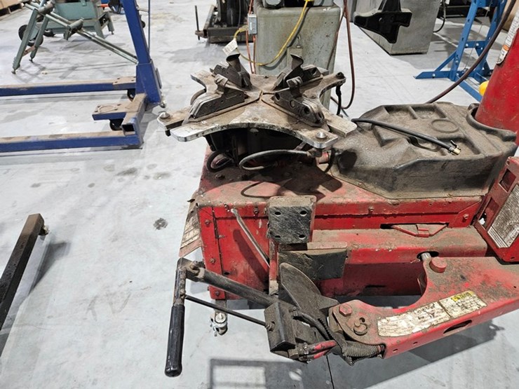 #6187-•-coats-rim-clamp-7060ax-tire-changer-image-15