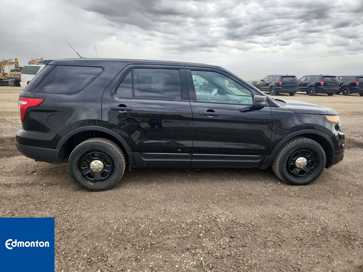 2015-ford-explorer-image-7