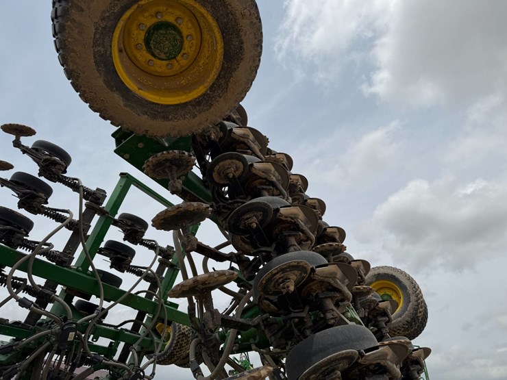 john-deere-1890-image-27