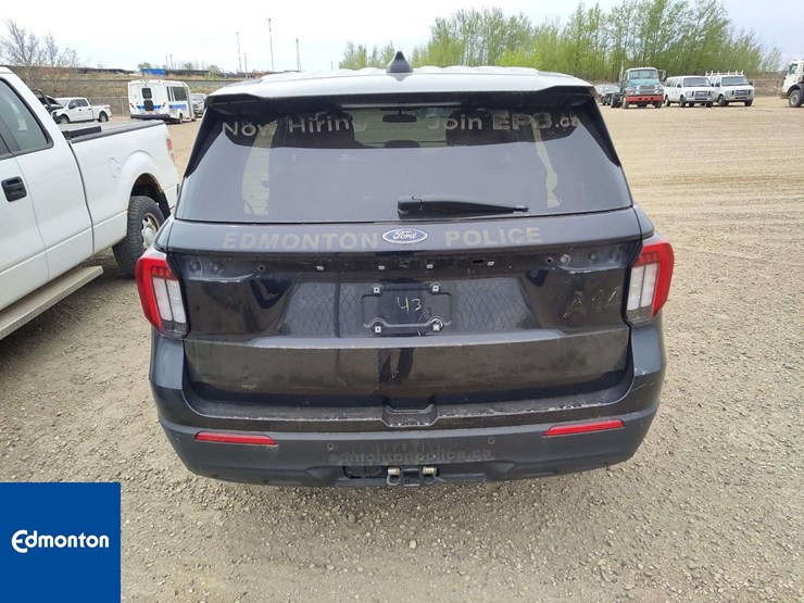 2025-ford-explorer-image-5