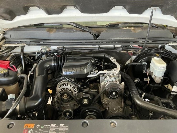 2012-chevrolet-silverado-1500-image-10