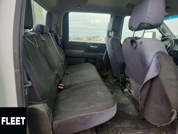 2020-chevrolet-silverado-2500hd-image-25