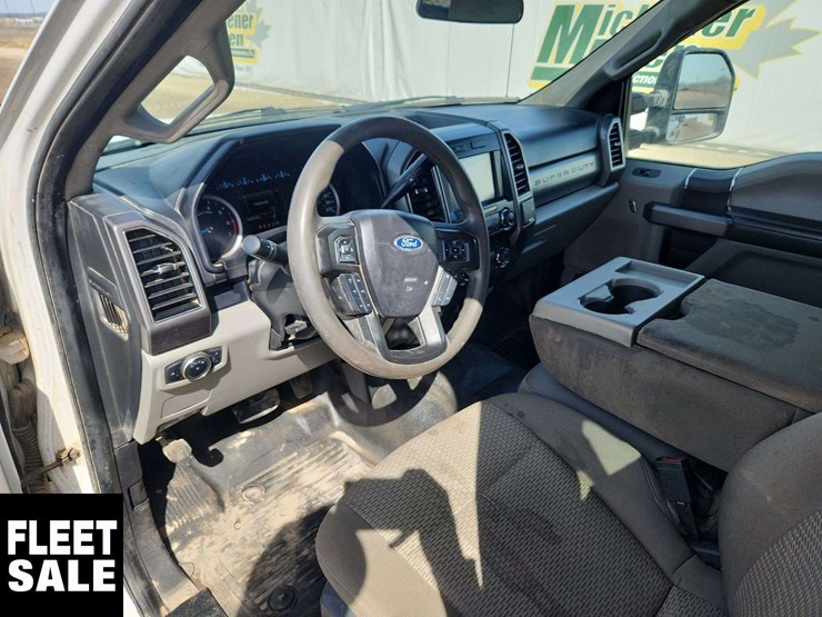 2020-ford-f350-image-15