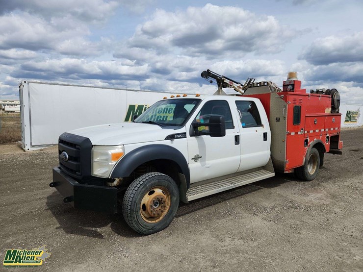 2011-ford-f550-image-1