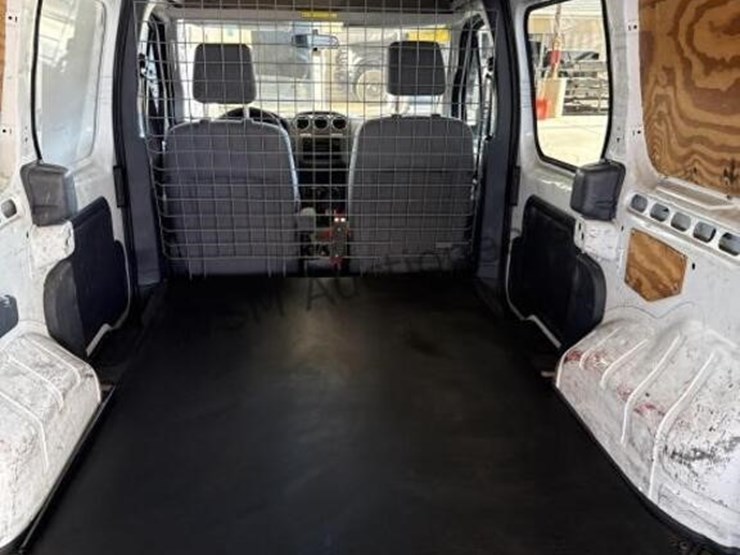 2012-ford-transit-connect-image-12