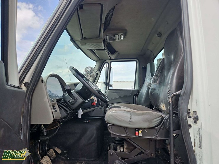 2012-international-transtar-8600-image-35