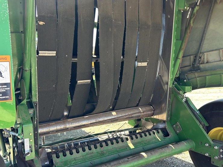 2012-john-deere-569-premium-image-8