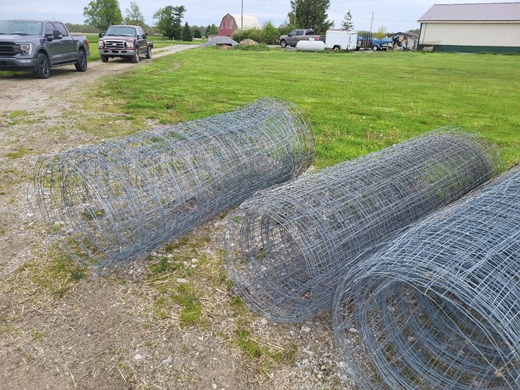1500'-+/---of-deer/elk-fence-w/(4)-gates-image-7