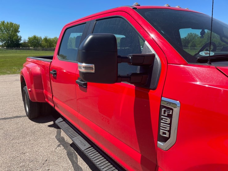 2020-ford-f350-xl-image-18