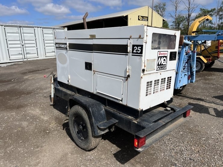 1997-multiquip-whisperwatt-25kva-towable-generator-image-5