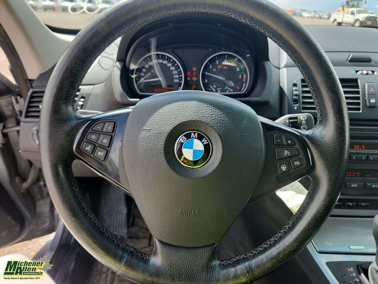 2009-bmw-x3-image-19