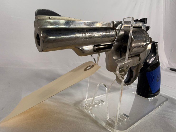 #63-•-colt-trooper-mic-iii-357mag-revolver-l31400-image-3