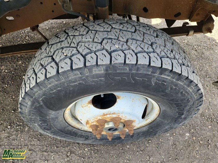 1997-ford-f350-image-39