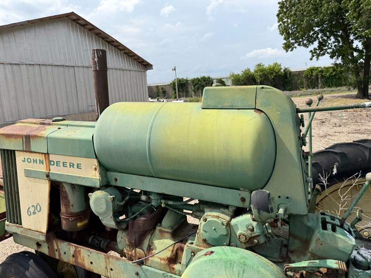 1957-john-deere-620-image-22