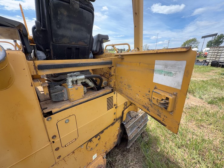1995-caterpillar-d4c-image-22