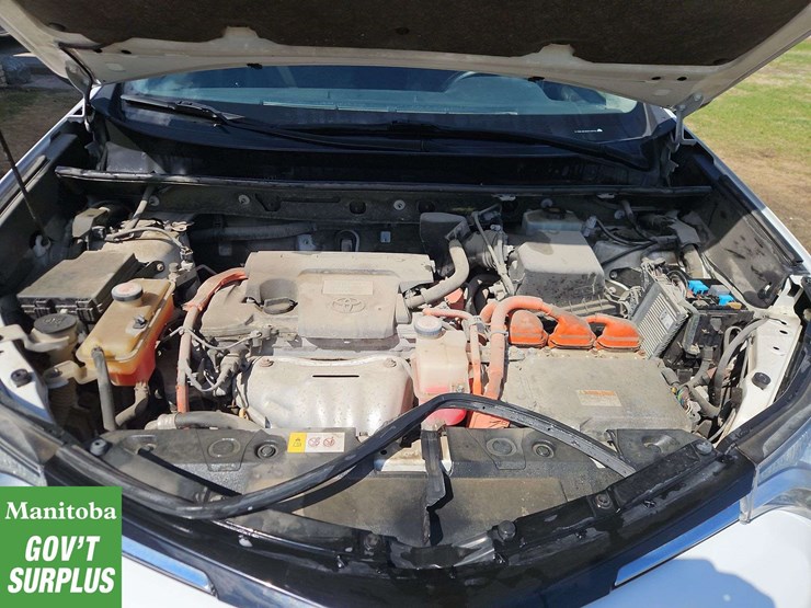 2017-toyota-rav4-image-14