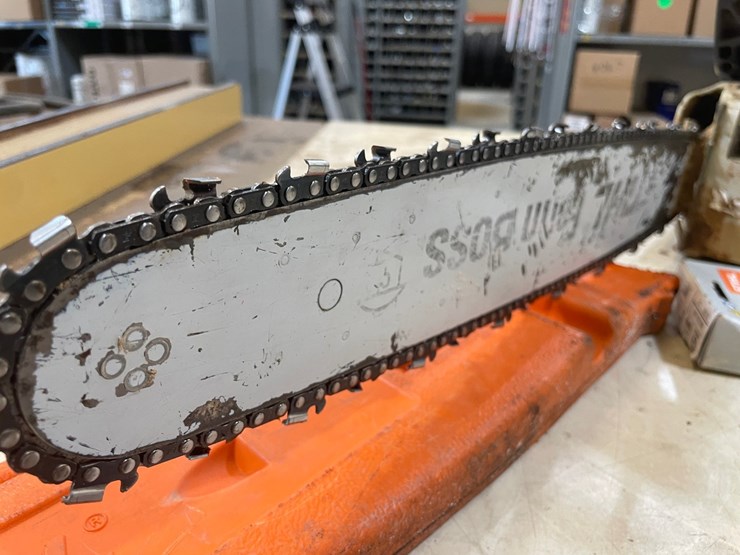 #10226-•-stihl-ms271-chainsaw-image-2