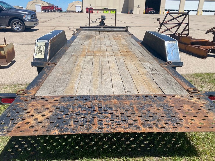 #8758-•-2018-felling-22'-tilt-deck-equipment-trailer-(has-wi-title)-image-5