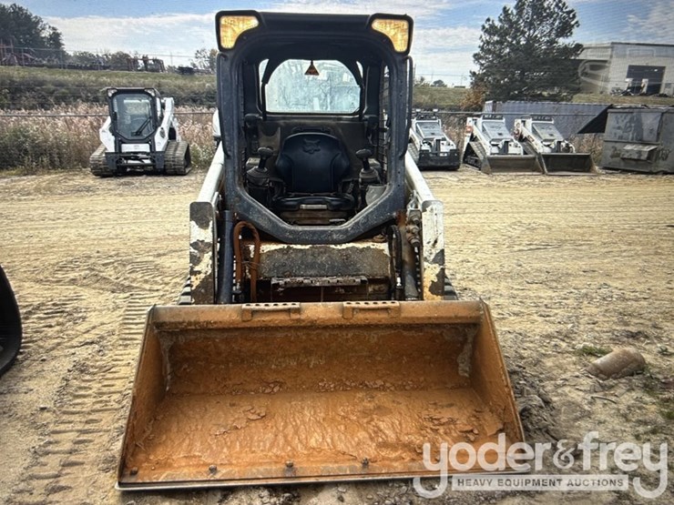 2017-bobcat-t450-image-4