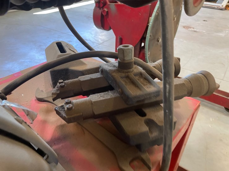 #10236-•-ammco-4100-safe-turn-brake-lathe-image-9