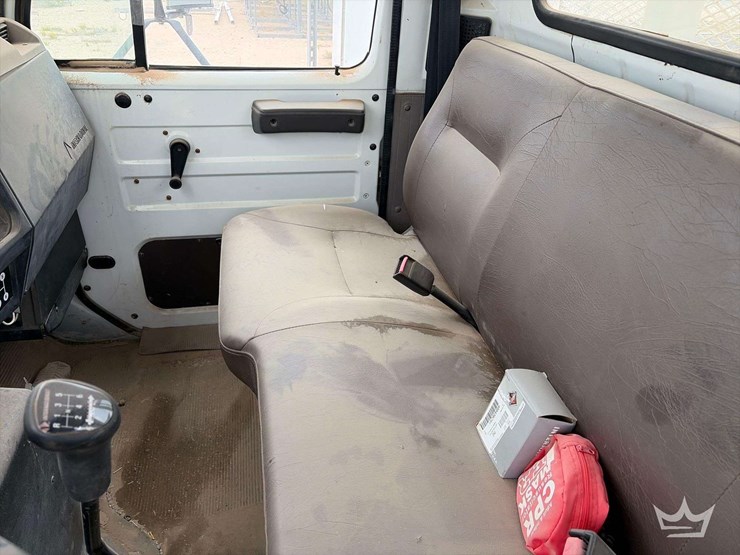 2000-international-4700-image-11