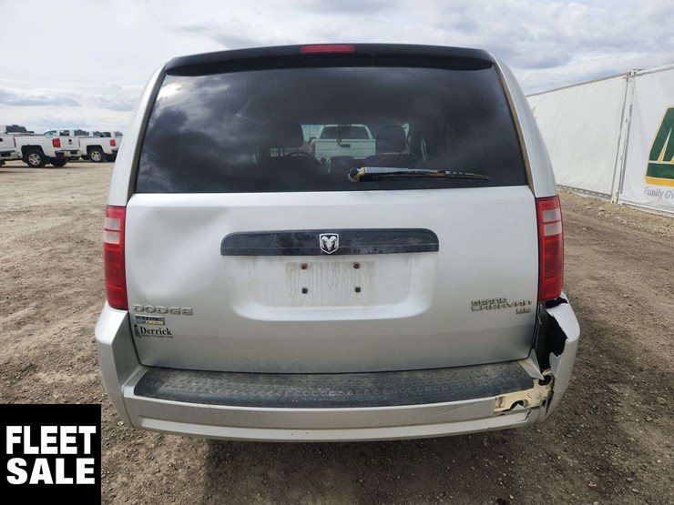 2010-dodge-grand-caravan-image-9