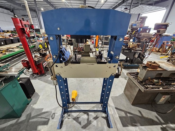 #6181-•-baileigh-industrial-50-ton-shop-press-image-4