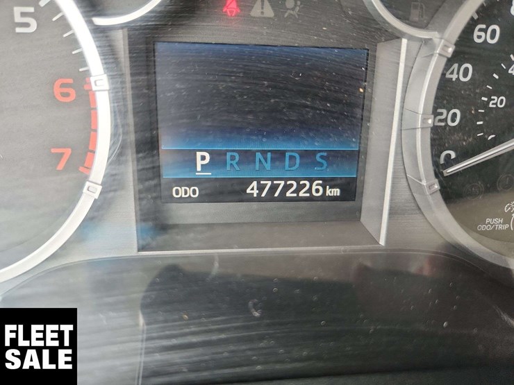 2014-toyota-tundra-image-26
