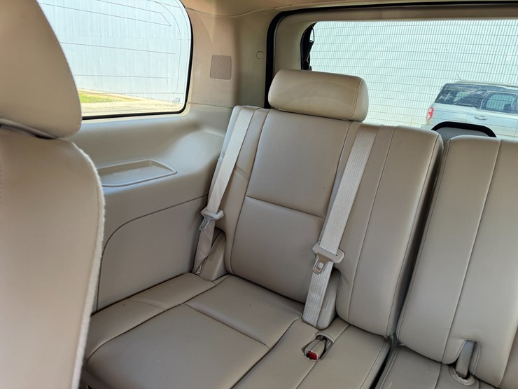 2007-cadillac-escalade-image-74