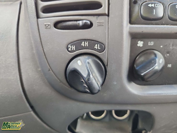 2003-ford-f150-image-25