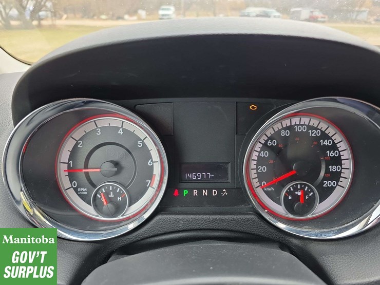 2011-dodge-grand-caravan-image-20