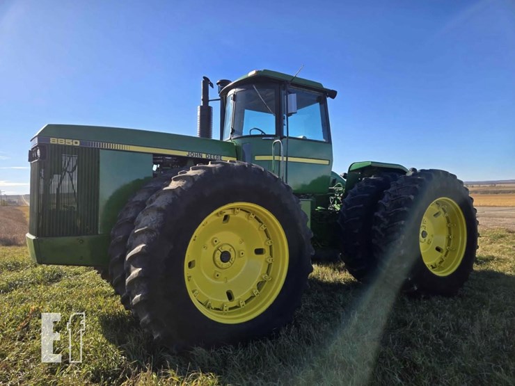 1984-john-deere-8850-image-3