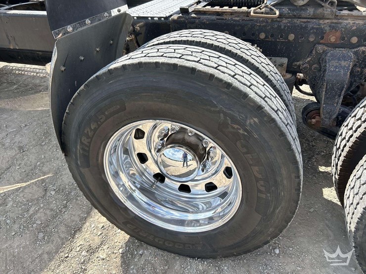 2016-western-star-4900-image-33