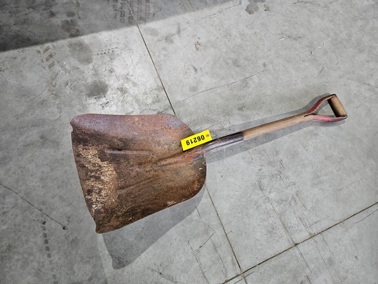 #6219-•-scoop-shovel-image-1