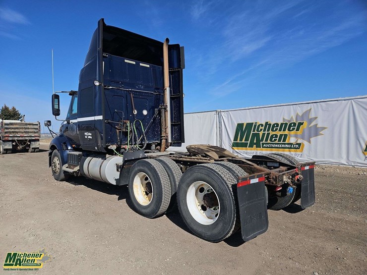 2016-international-prostar-image-3