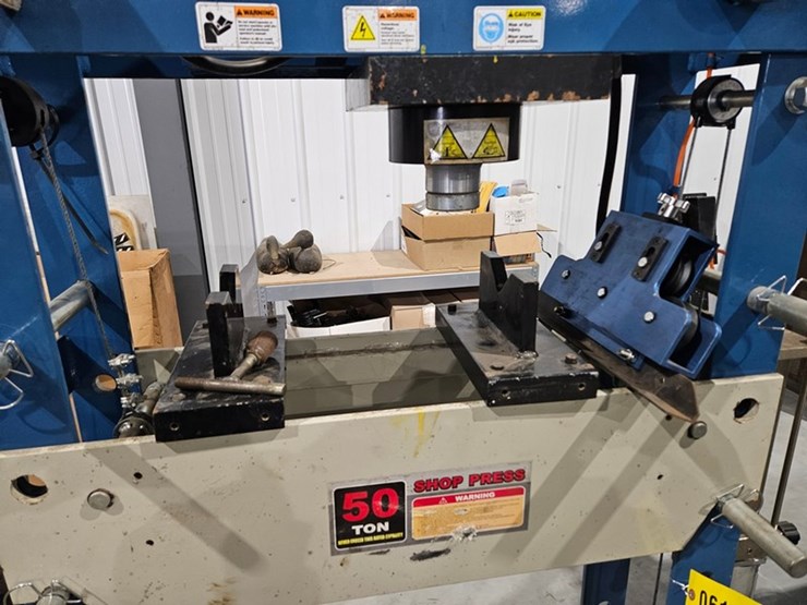 #6181-•-baileigh-industrial-50-ton-shop-press-image-11