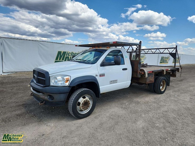 2009-dodge-ram-4500-image-1