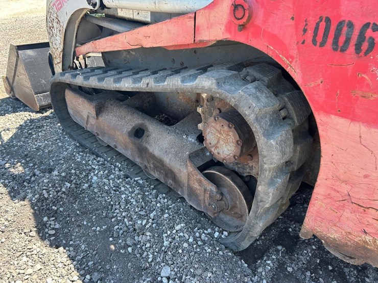 takeuchi-tl230-image-17