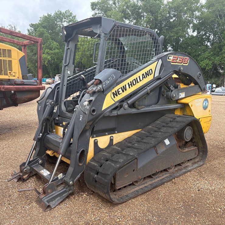 NEW HOLLAND C238