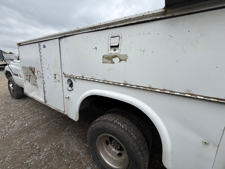 2001-dodge-ram-3500-image-13